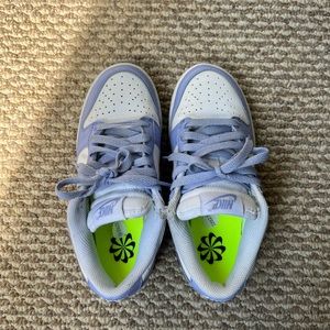 Women’s Nike Dunk Low Next Nature size 5 (Used)